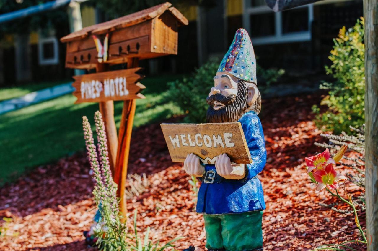 The Pines Country Inn Newcastle Eksteriør bilde